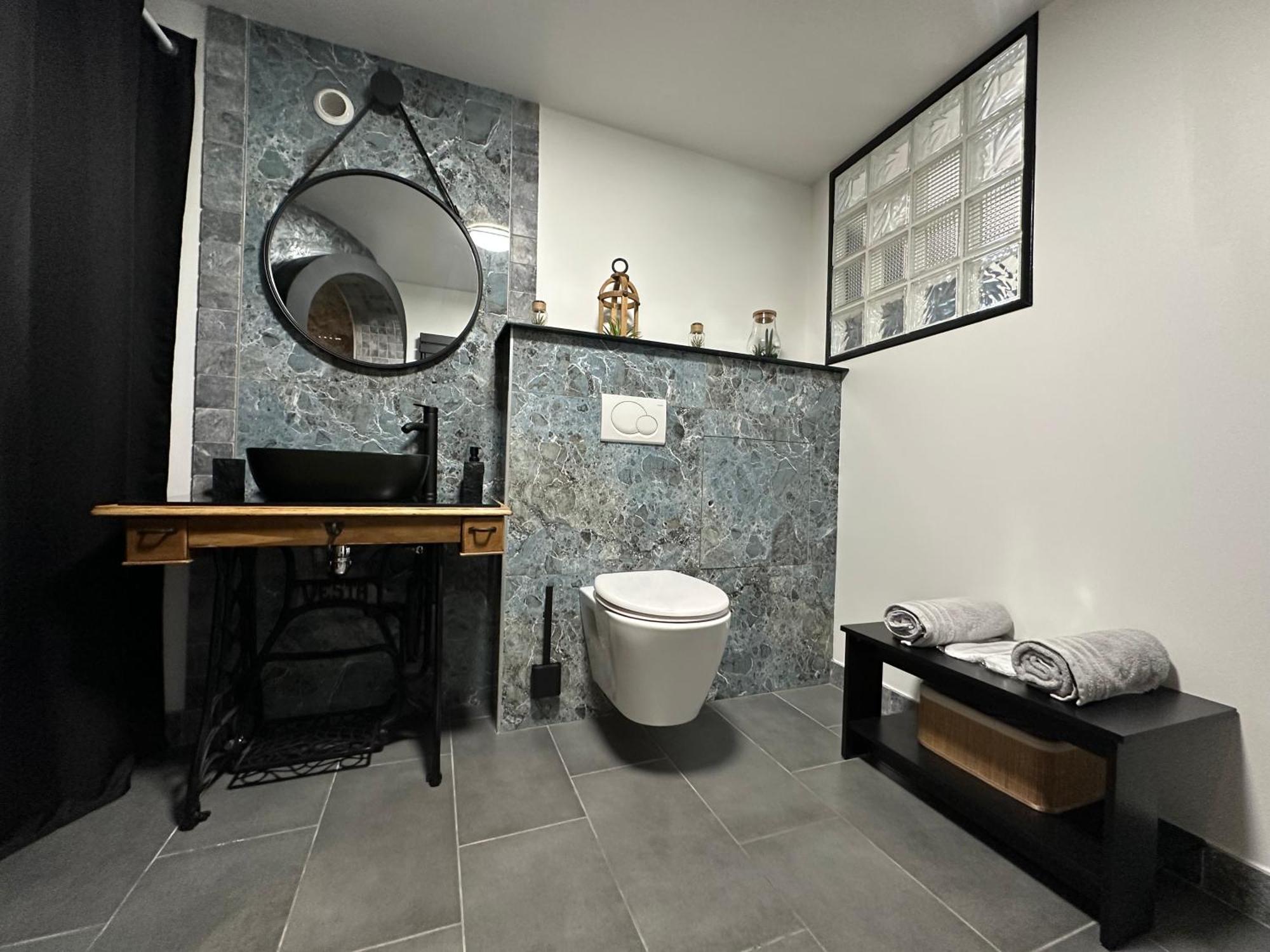 Love Room La Creche Romantique Bogny-sur-Meuse Exterior photo